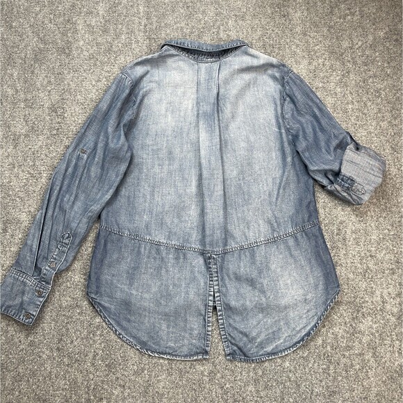 Anthropologie Cloth & Stone Top Size Medium Split Back Chambray Roll Tab Sleeve - Picture 2 of 9